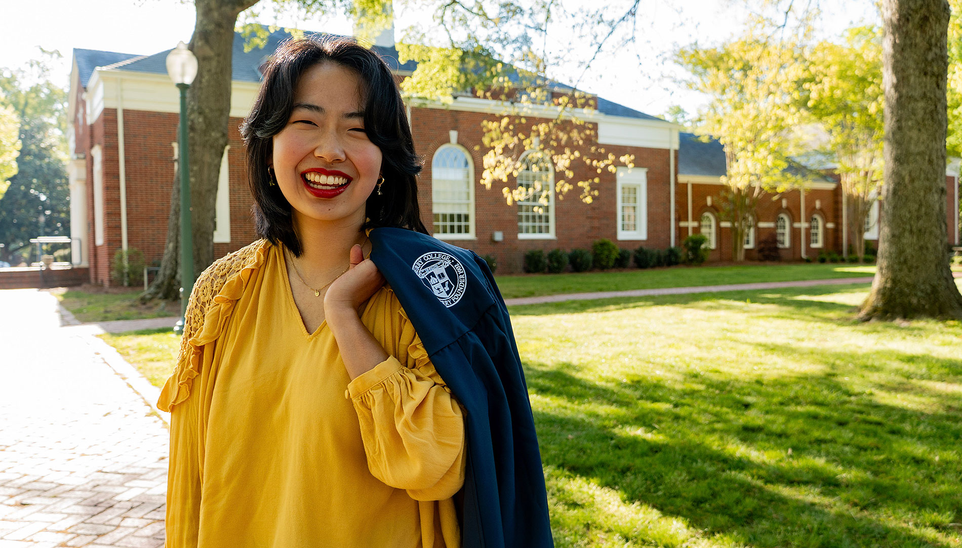 Elizabeth Chandler graduate portrait
